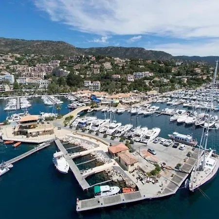 Le Lavandou, 1 Piece, 3 Personnes - Fr-1-251-574 Apartment